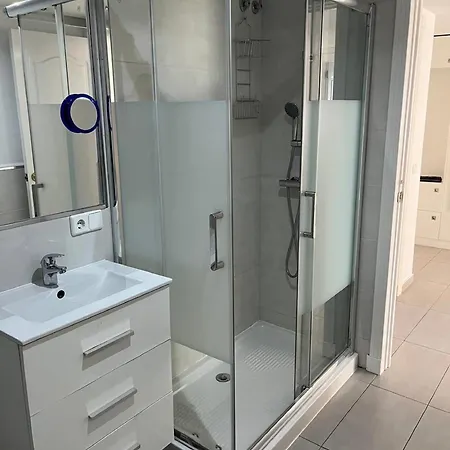 2 A 700m Puerto Banus, Naranjos Marbella